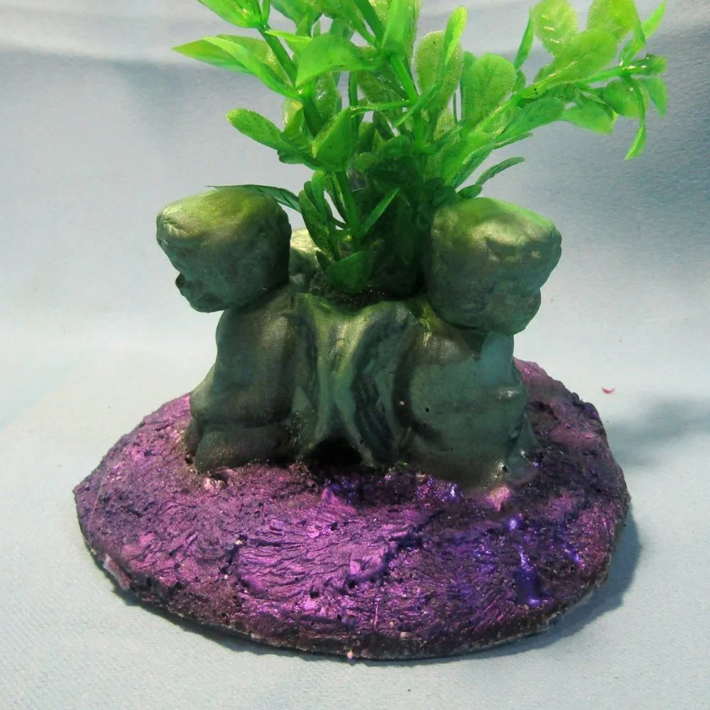 Aquarium Decoration Green Cherub Angels with Flowering Plant